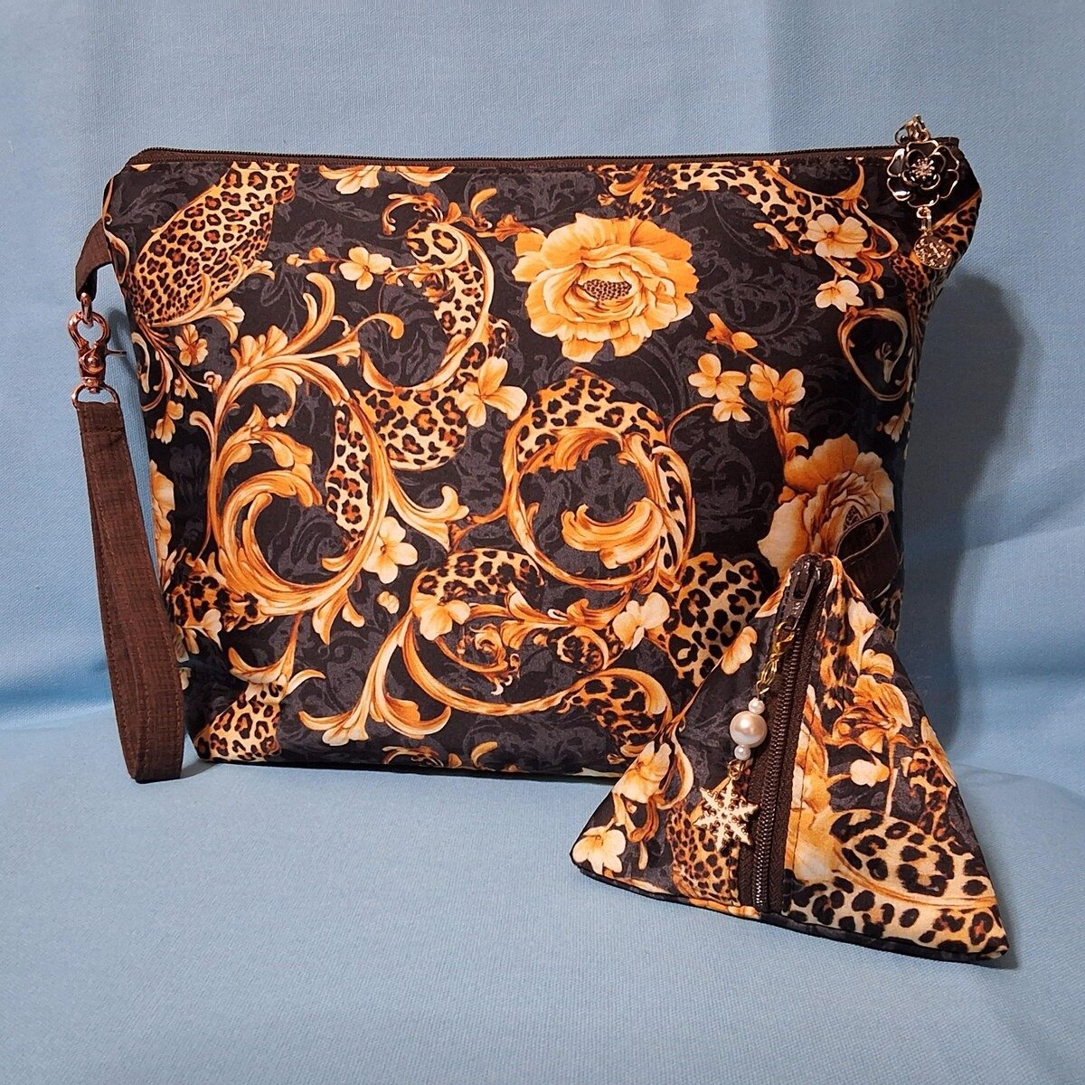 Luxurious Black & Gold Leopard Floral Fabric – Elegant Metallic Animal Print Fashion & Home Decor Textile by the Yard - Image 4